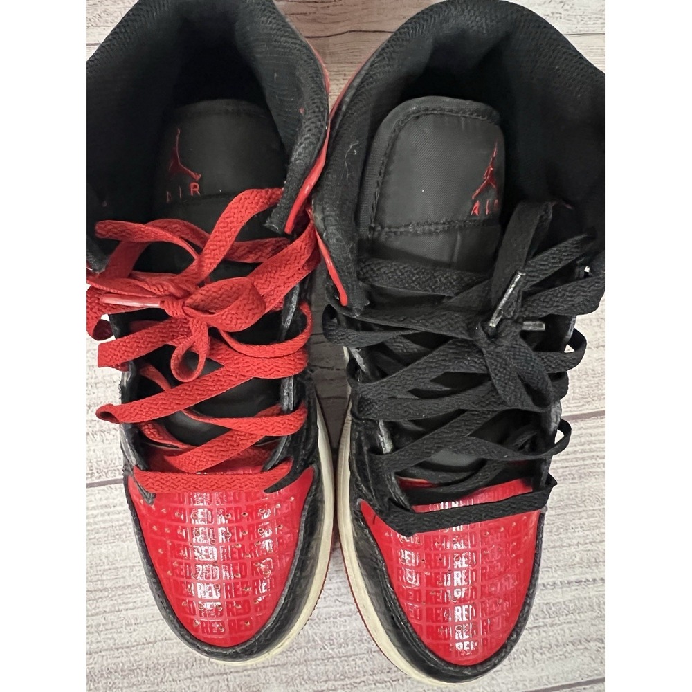 Nike Air Jordan 1 Mid SS Bred Text Black Red GS Size 6.5Y Youth DM9650 001 AJ - Picture 5 of 8